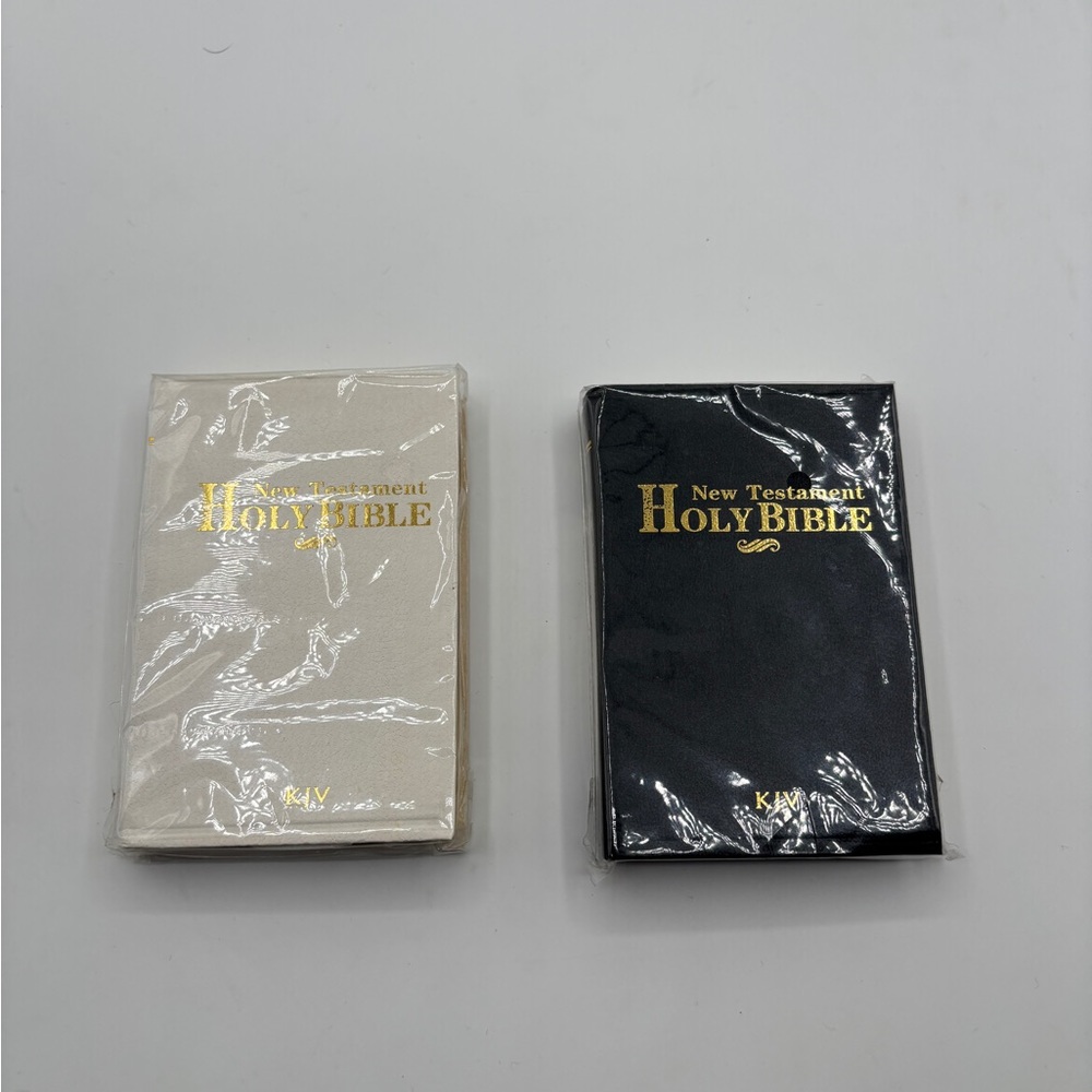 KJV New Testament Holy Bible Set - Black and Cream